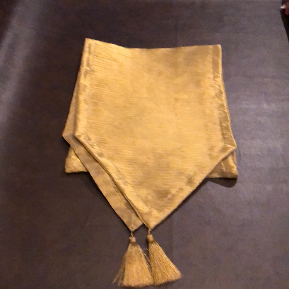 Table Runner